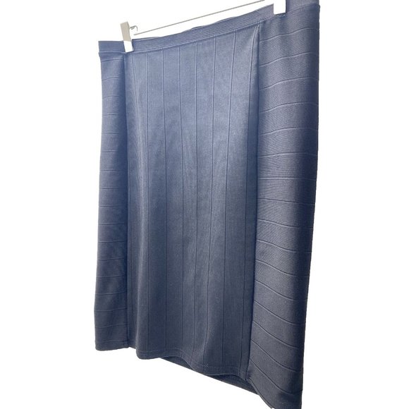 ZARA Black Ponte Pencil Plus Size Skirt, Size Large with Elastic Waistband Large - Picture 3 of 9